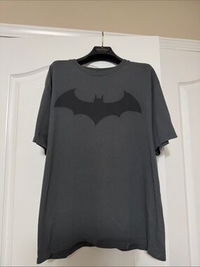 Batman Short Sleeve Gray Tee with Black Bat Logo